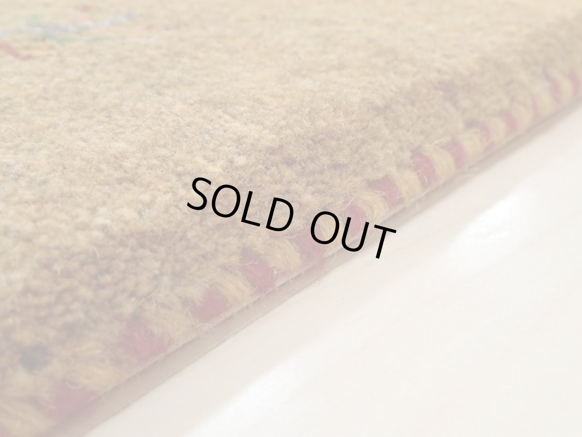 画像11: 新品 ペルシャ ギャッベ 2m リビング 3畳 2〜3人掛けソファ サイズ 200 x 158 cm 19 肉厚 ウール ギャベ 手織り 天然 ハンドメイド ラグ 絨毯 カーペット 黄 木 動物 柄 (11)