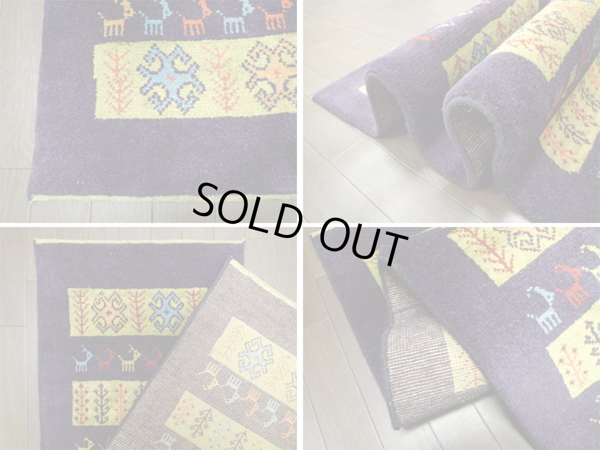 画像7: 新品 ペルシャ ギャッベ ランナー ロング サイズ 149 x 48 cm D2272 肉厚 ウール ギャベ 手織り 天然 ハンドメイド ラグ 絨毯 カーペット ネイビー カラフル 動物 鹿 柄ベッドサイドや窓際に (7)