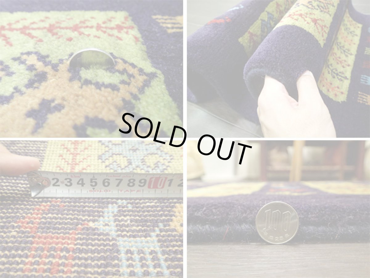 画像8: 新品 ペルシャ ギャッベ ランナー ロング サイズ 149 x 48 cm D2272 肉厚 ウール ギャベ 手織り 天然 ハンドメイド ラグ 絨毯 カーペット ネイビー カラフル 動物 鹿 柄ベッドサイドや窓際に (8)