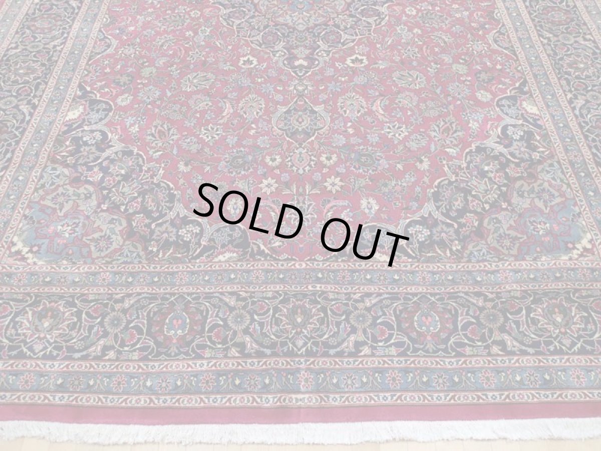 画像7: 美品 ペルシャ 絨毯 カシャーン リビング ダイニング 大判 4m 10畳 3人掛け コーナーソファ サイズ 405 x 305 cm z163 肉厚 ウール 天然 手織り トライバル ラグ 敷物 マット カーペット 紫 パープル メダリオン 草木 花 アラベスク 柄 ヴィンテージ ビンテージ OLD (7)