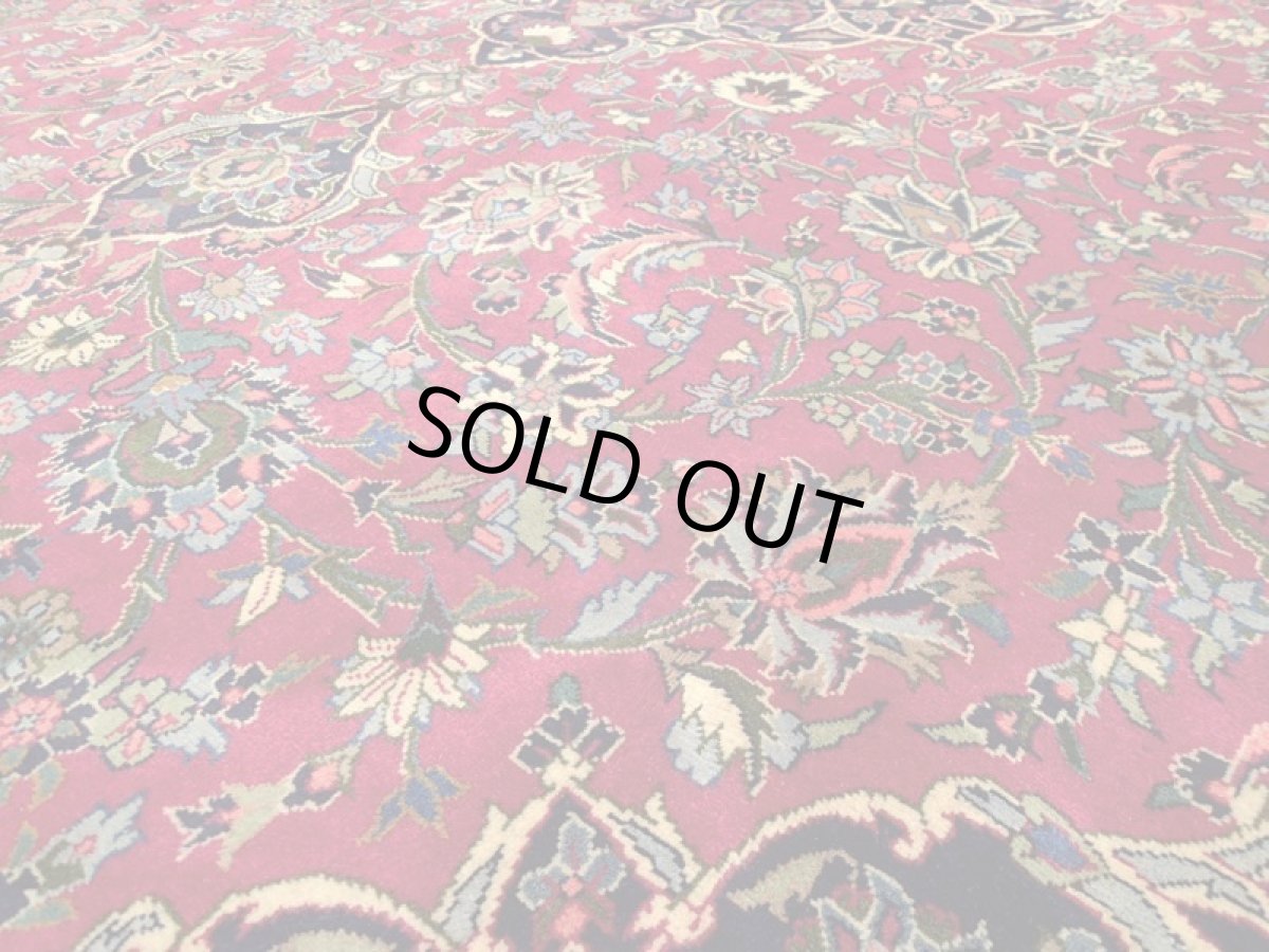 画像11: 美品 ペルシャ 絨毯 カシャーン リビング ダイニング 大判 4m 10畳 3人掛け コーナーソファ サイズ 405 x 305 cm z163 肉厚 ウール 天然 手織り トライバル ラグ 敷物 マット カーペット 紫 パープル メダリオン 草木 花 アラベスク 柄 ヴィンテージ ビンテージ OLD (11)