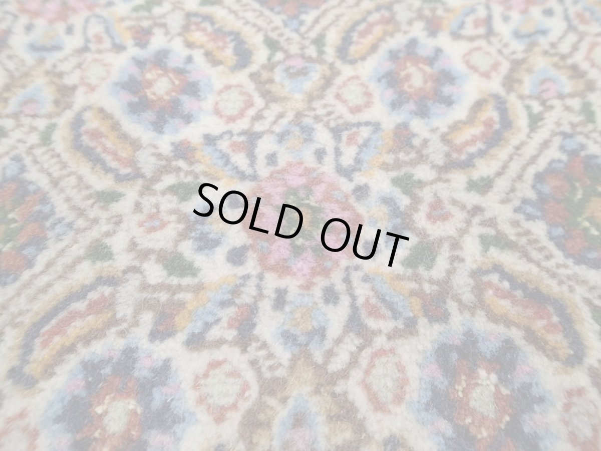 画像16: 新品 ペルシャ 絨毯 ビジャー(ムード) リビング センター サイズ 2m 3帖 2人掛け ソファ サイズ 197 x 144 cm z105 ウール シルク 天然 手織り トライバル ラグ 敷物 マット カーペット クリーム メダリオン マヒ 柄 ベッドサイドにもおすすめのサイズ (16)