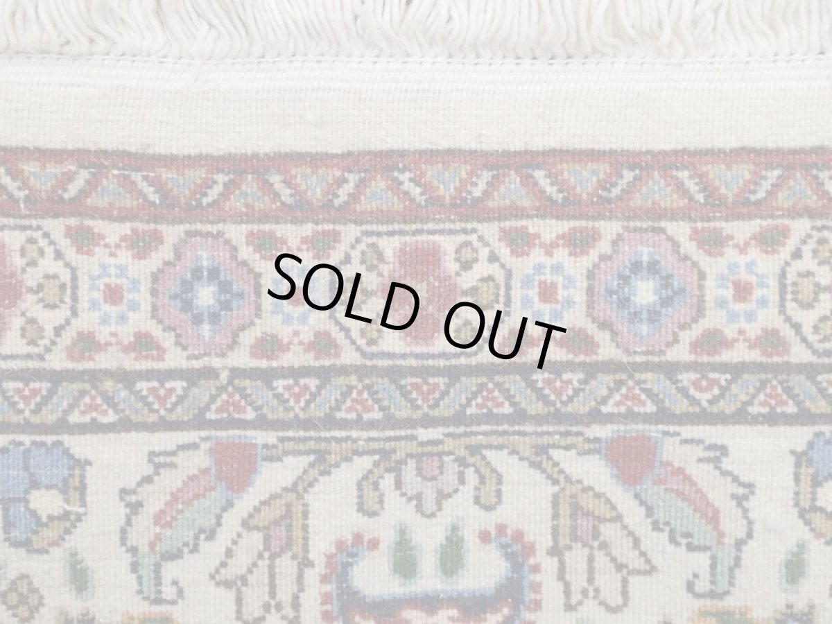 画像16: 新品 ペルシャ 絨毯 ビジャー(ムード) リビング ダイニング サイズ 2.4m 3畳 3人掛け ソファ サイズ 235 x 164 cm z120 ウール シルク 天然 手織り トライバル ラグ 敷物 マット カーペット クリーム マヒ ヘラティ 柄 ベッドサイドにも (16)