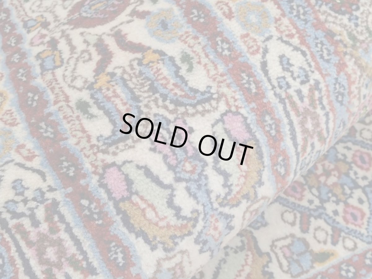 画像13: 新品 ペルシャ 絨毯 ビジャー(ムード) リビング センター サイズ 2m 3帖 2人掛け ソファ サイズ 197 x 144 cm z105 ウール シルク 天然 手織り トライバル ラグ 敷物 マット カーペット クリーム メダリオン マヒ 柄 ベッドサイドにもおすすめのサイズ (13)