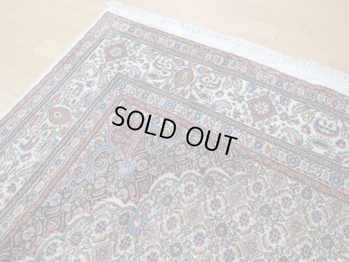 画像7: 新品 ペルシャ 絨毯 ビジャー(ムード) リビング ダイニング サイズ 2.4m 3畳 3人掛け ソファ サイズ 235 x 164 cm z120 ウール シルク 天然 手織り トライバル ラグ 敷物 マット カーペット クリーム マヒ ヘラティ 柄 ベッドサイドにも (7)