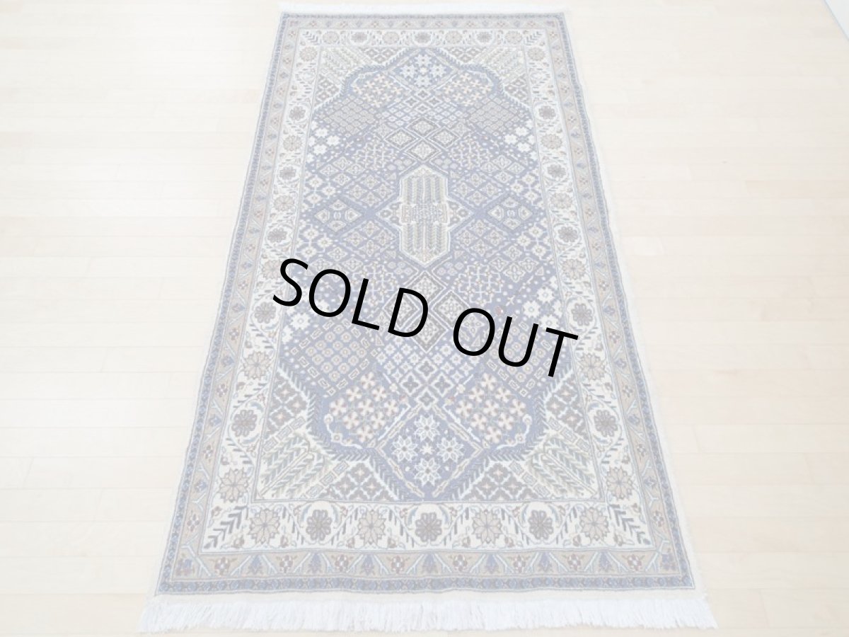 画像3: 美品 ペルシャ 絨毯 ナイン 9la ノーラー 2.2m センター ソファ サイズ 215 x 115 cm 176 ウール 手織り ラグ ハンドメイド カーペット 敷物 ジョーシャガン 柄 クリーム 生成り 青 (3)