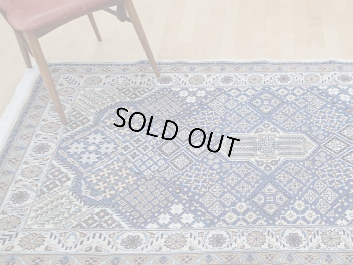 画像2: 美品 ペルシャ 絨毯 ナイン 9la ノーラー 2.2m センター ソファ サイズ 215 x 115 cm 176 ウール 手織り ラグ ハンドメイド カーペット 敷物 ジョーシャガン 柄 クリーム 生成り 青 (2)