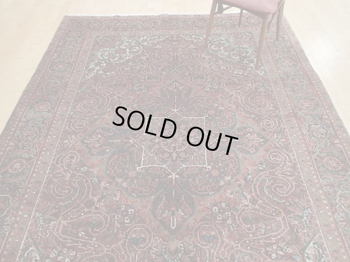 画像6: 良品 オールド ペルシャ 絨毯 ゲラバン リビング ダイニング 大判 3m 6畳 3人掛けソファ サイズ  295 x 207 cm z217 肉厚 ウール 天然 手織り トライバル ラグ 敷物 マット カーペット 茶 グレー メダリオン ヴィンテージ ビンテージ (6)