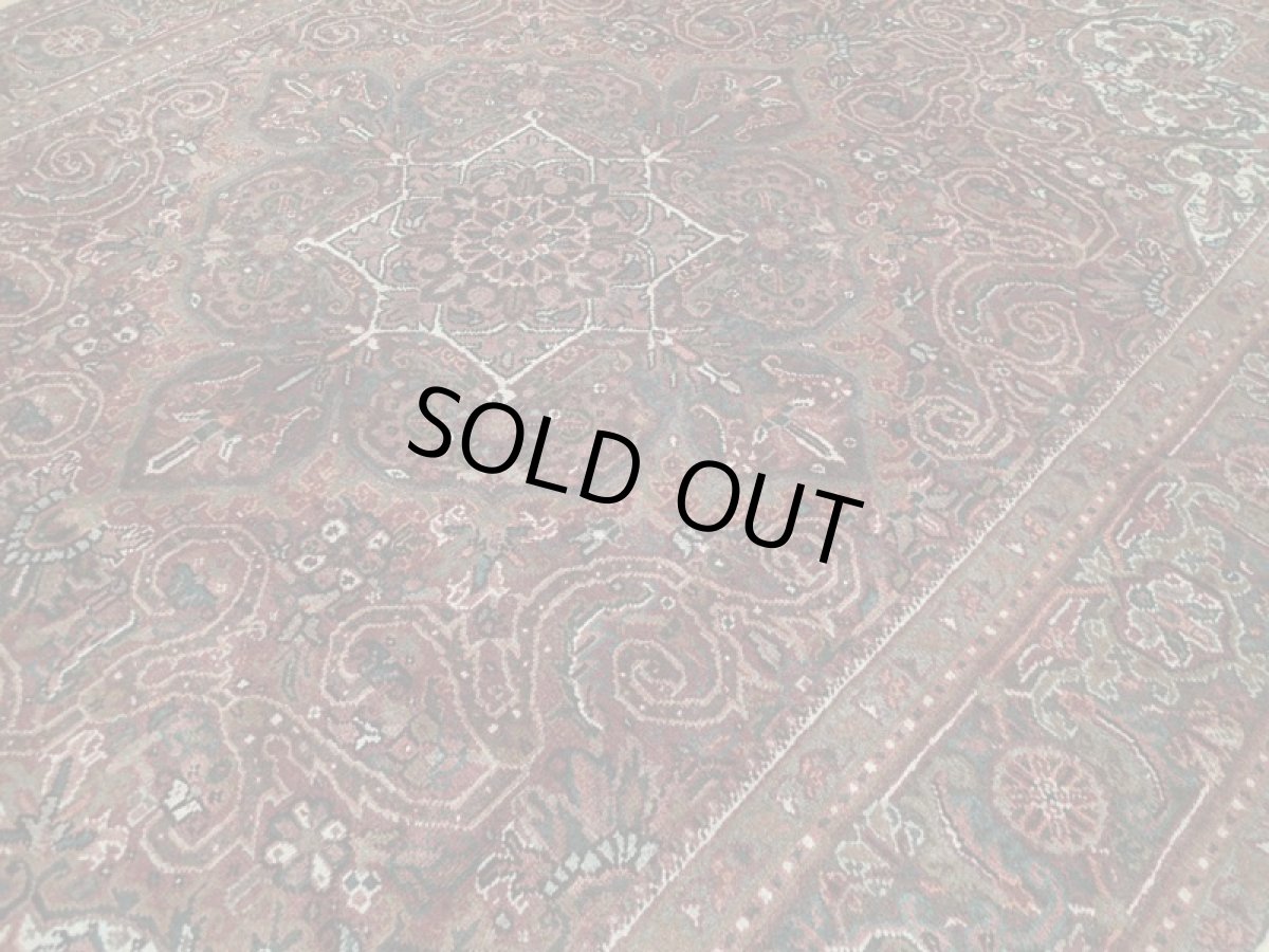 画像9: 良品 オールド ペルシャ 絨毯 ゲラバン リビング ダイニング 大判 3m 6畳 3人掛けソファ サイズ  295 x 207 cm z217 肉厚 ウール 天然 手織り トライバル ラグ 敷物 マット カーペット 茶 グレー メダリオン ヴィンテージ ビンテージ (9)