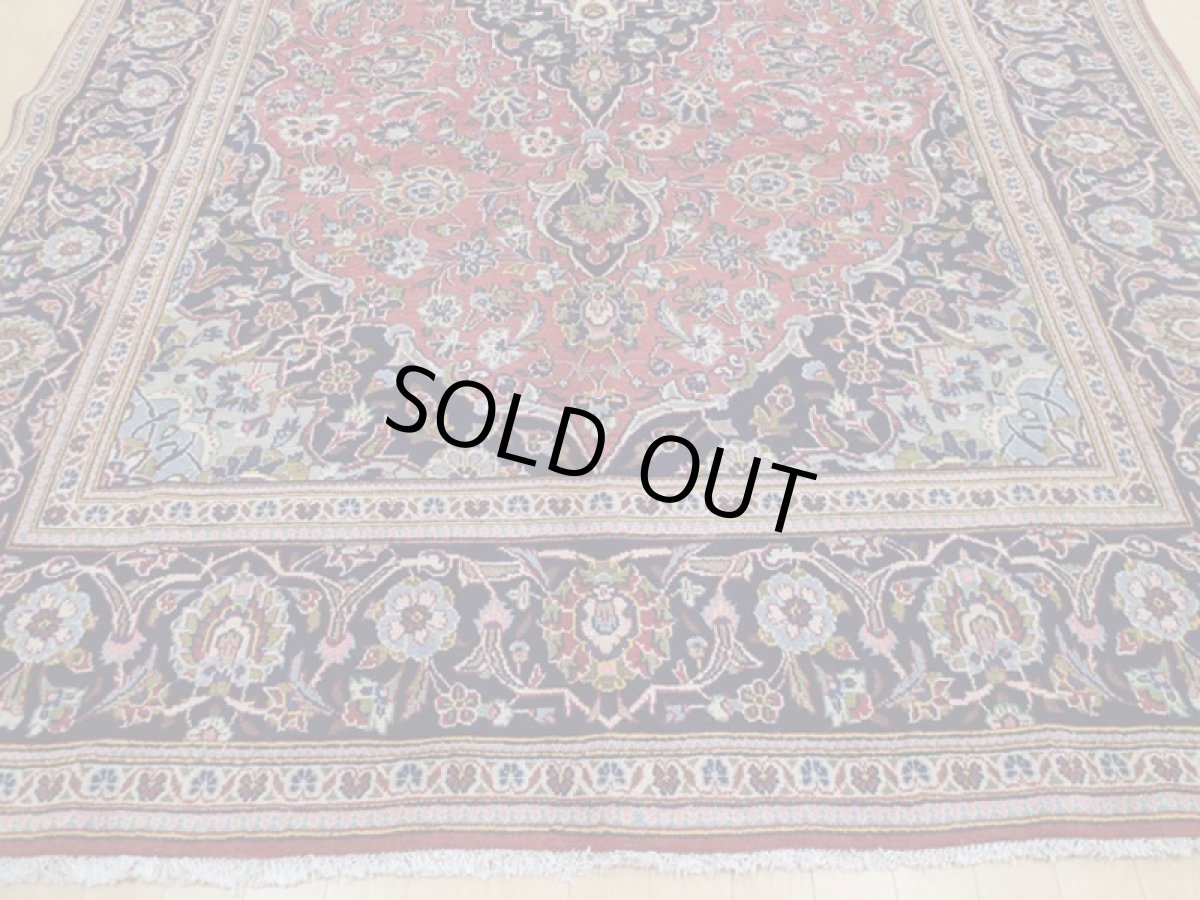 画像7: 美品 ペルシャ 絨毯 カシャーン リビング ダイニング 大判 3.2m 6畳 3人掛けソファ サイズ  318 x 195 cm z133 手織り トライバル ラグ 天然 ウール 敷物 マット カーペット 赤 オレンジ メダリオン ヴィンテージ ビンテージ (7)