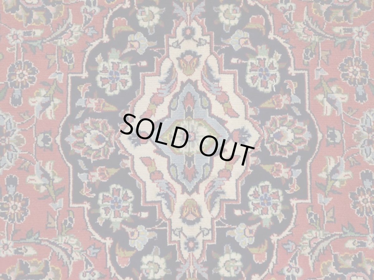 画像11: 美品 ペルシャ 絨毯 カシャーン リビング ダイニング 大判 3.2m 6畳 3人掛けソファ サイズ  318 x 195 cm z133 手織り トライバル ラグ 天然 ウール 敷物 マット カーペット 赤 オレンジ メダリオン ヴィンテージ ビンテージ (11)