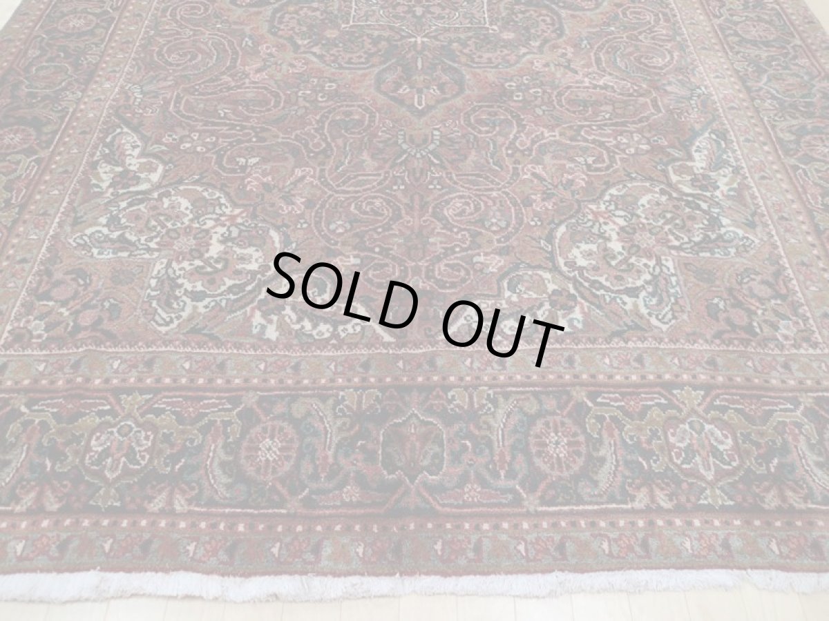 画像6: 良品 オールド ペルシャ 絨毯 ゲラバン リビング ダイニング 大判 3m 6畳 3人掛けソファ サイズ  300 x 210 cm z220 肉厚 ウール 天然 手織り トライバル ラグ 敷物 マット カーペット 茶 グレー メダリオン ヴィンテージ ビンテージ (6)