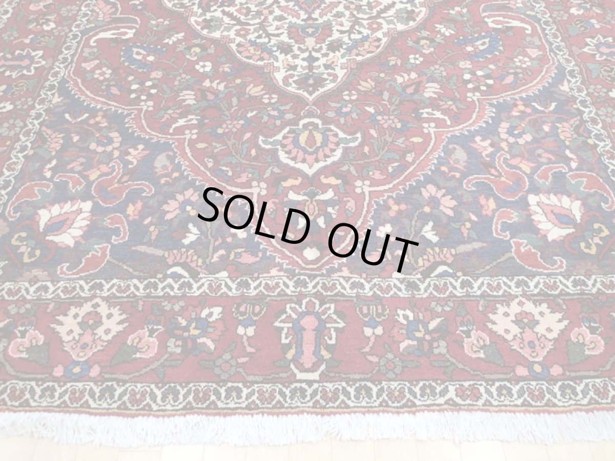 画像7: 良品 経年60年程度 ペルシャ 絨毯 バクティヤリ リビング ダイニング 大判 3m 6畳 3人掛けソファ サイズ 308 x 210 cm 153 天然 草木染 ウール 手織り トライバル ラグ 敷物 マット カーペット オールド アンティーク ヴィンテージ ビンテージ (7)