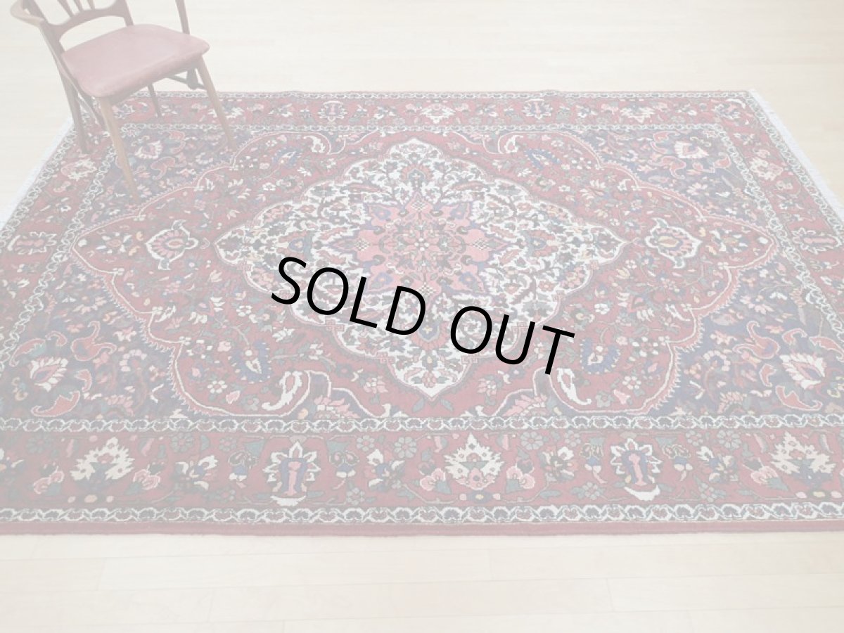 画像2: 良品 経年60年程度 ペルシャ 絨毯 バクティヤリ リビング ダイニング 大判 3m 6畳 3人掛けソファ サイズ 308 x 210 cm 153 天然 草木染 ウール 手織り トライバル ラグ 敷物 マット カーペット オールド アンティーク ヴィンテージ ビンテージ (2)