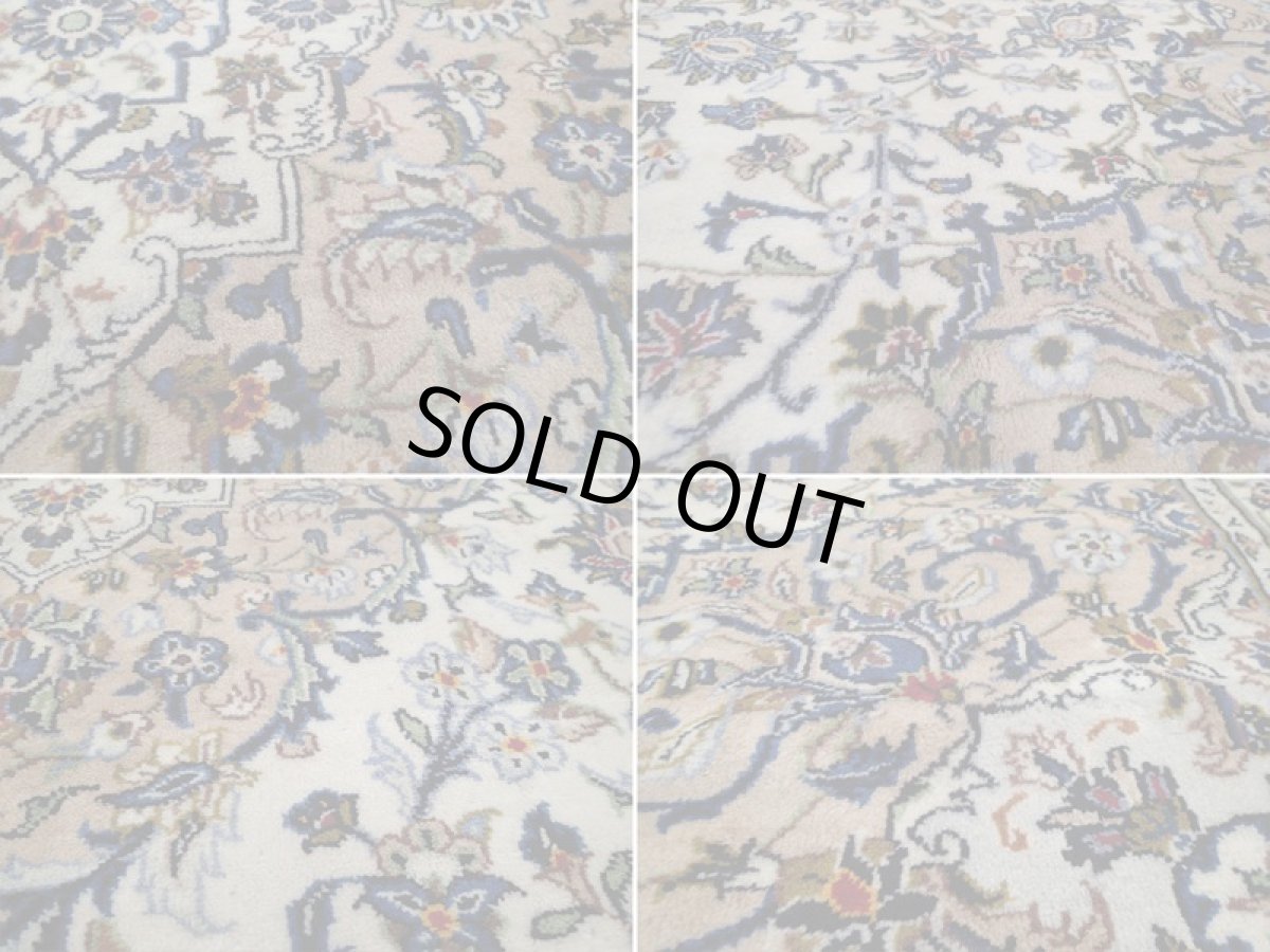 画像17: 良品 ペルシャ 絨毯 カシャーン リビング ダイニング 大判 4m 10畳 3人掛けソファ サイズ  407 x 304 cm z140 肉厚 ウール 手織り トライバル ラグ 天然 敷物 マット カーペット 生成り メダリオン ヴィンテージ ビンテージ (17)