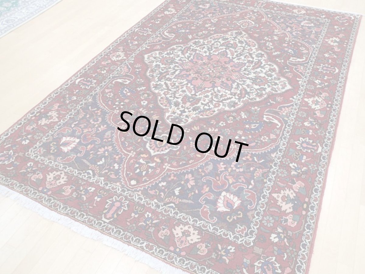 画像4: 良品 経年60年程度 ペルシャ 絨毯 バクティヤリ リビング ダイニング 大判 3m 6畳 3人掛けソファ サイズ 308 x 210 cm 153 天然 草木染 ウール 手織り トライバル ラグ 敷物 マット カーペット オールド アンティーク ヴィンテージ ビンテージ (4)