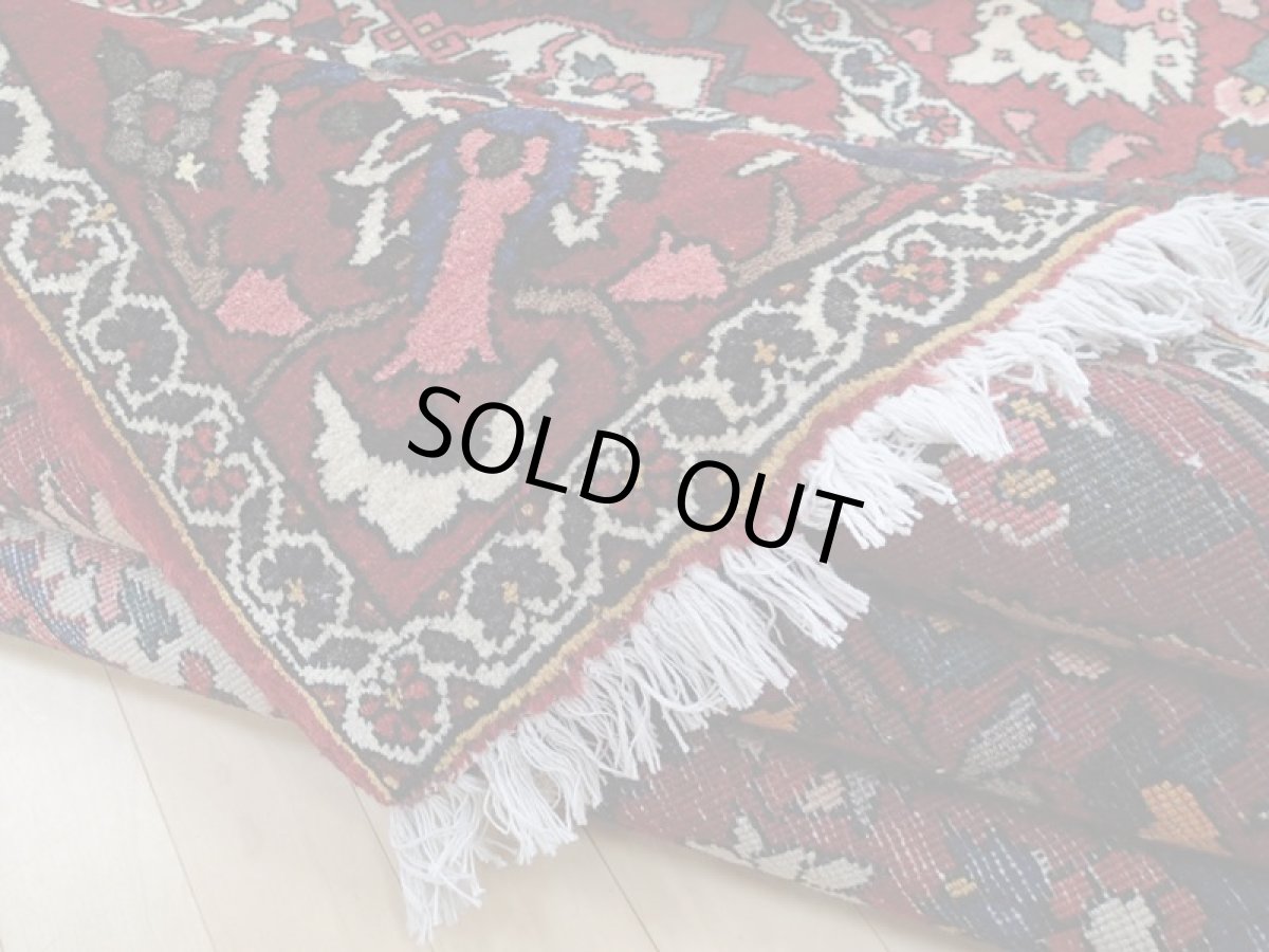 画像15: 良品 経年60年程度 ペルシャ 絨毯 バクティヤリ リビング ダイニング 大判 3m 6畳 3人掛けソファ サイズ 308 x 210 cm 153 天然 草木染 ウール 手織り トライバル ラグ 敷物 マット カーペット オールド アンティーク ヴィンテージ ビンテージ (15)