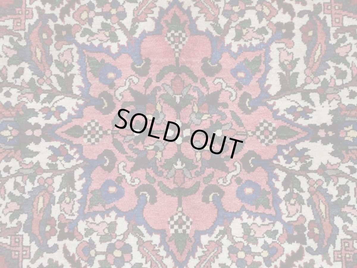 画像9: 良品 経年60年程度 ペルシャ 絨毯 バクティヤリ リビング ダイニング 大判 3m 6畳 3人掛けソファ サイズ 305 x 210 cm 154 天然 草木染 ウール 手織り トライバル ラグ 敷物 マット カーペット オールド アンティーク ヴィンテージ ビンテージ (9)