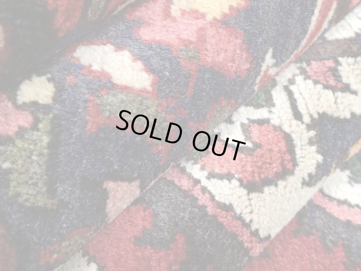 画像12: 良品 経年60年程度 ペルシャ 絨毯 バクティヤリ リビング ダイニング 大判 3m 6畳 3人掛けソファ サイズ 305 x 210 cm 154 天然 草木染 ウール 手織り トライバル ラグ 敷物 マット カーペット オールド アンティーク ヴィンテージ ビンテージ (12)