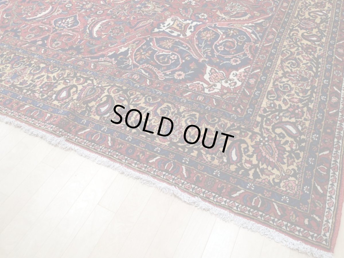 画像11: 新品同様 デッドストック 経年100年〜 ペルシャ 絨毯 バクティヤリ チャルショト リビング ダイニング 大判 10畳 3人掛けソファ サイズ 420 x 320 cm 169 天然 草木染 肉厚 ウール 手織り トライバル ラグ 敷物 マット カーペット アンティーク ヴィンテージ ビンテージ (11)