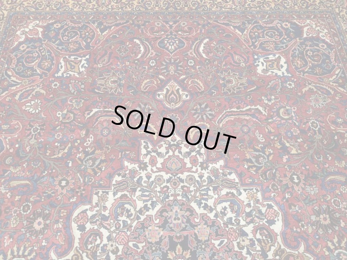 画像8: 新品同様 デッドストック 経年100年〜 ペルシャ 絨毯 バクティヤリ チャルショト リビング ダイニング 大判 10畳 3人掛けソファ サイズ 420 x 320 cm 169 天然 草木染 肉厚 ウール 手織り トライバル ラグ 敷物 マット カーペット アンティーク ヴィンテージ ビンテージ (8)