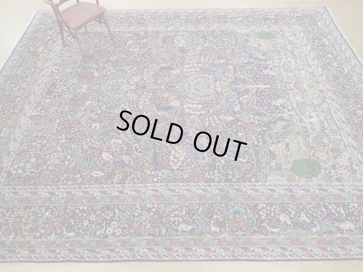 画像4: 極上美品 ペルシャ 絨毯 ケルマン 4m リビング ダイニング 13? 10帖 3人掛けソファ コーナーソファ 大判 サイズ 402 x 325 cm 200 天然 草木染 ウール 手織り トライバル ラグ ハンドメイド マット カーペット 紺 絨毯を埋め尽くす色鮮やかな花柄  ヴィンテージ ビンテージ (4)