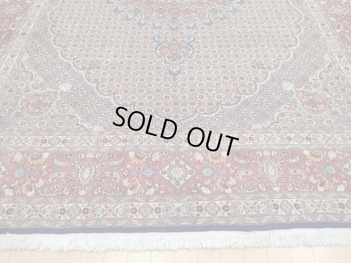 画像6: 極上美品 ペルシャ 絨毯 ムード リビング ダイニング サイズ 縦3.5m 8.5? 6畳 3人掛けソファ サイズ 356 x 240 cm 215 ウール シルク 天然 手織り トライバル ラグ 敷物 マット カーペット 紺 クリーム マヒ ヘラティ 柄 (6)