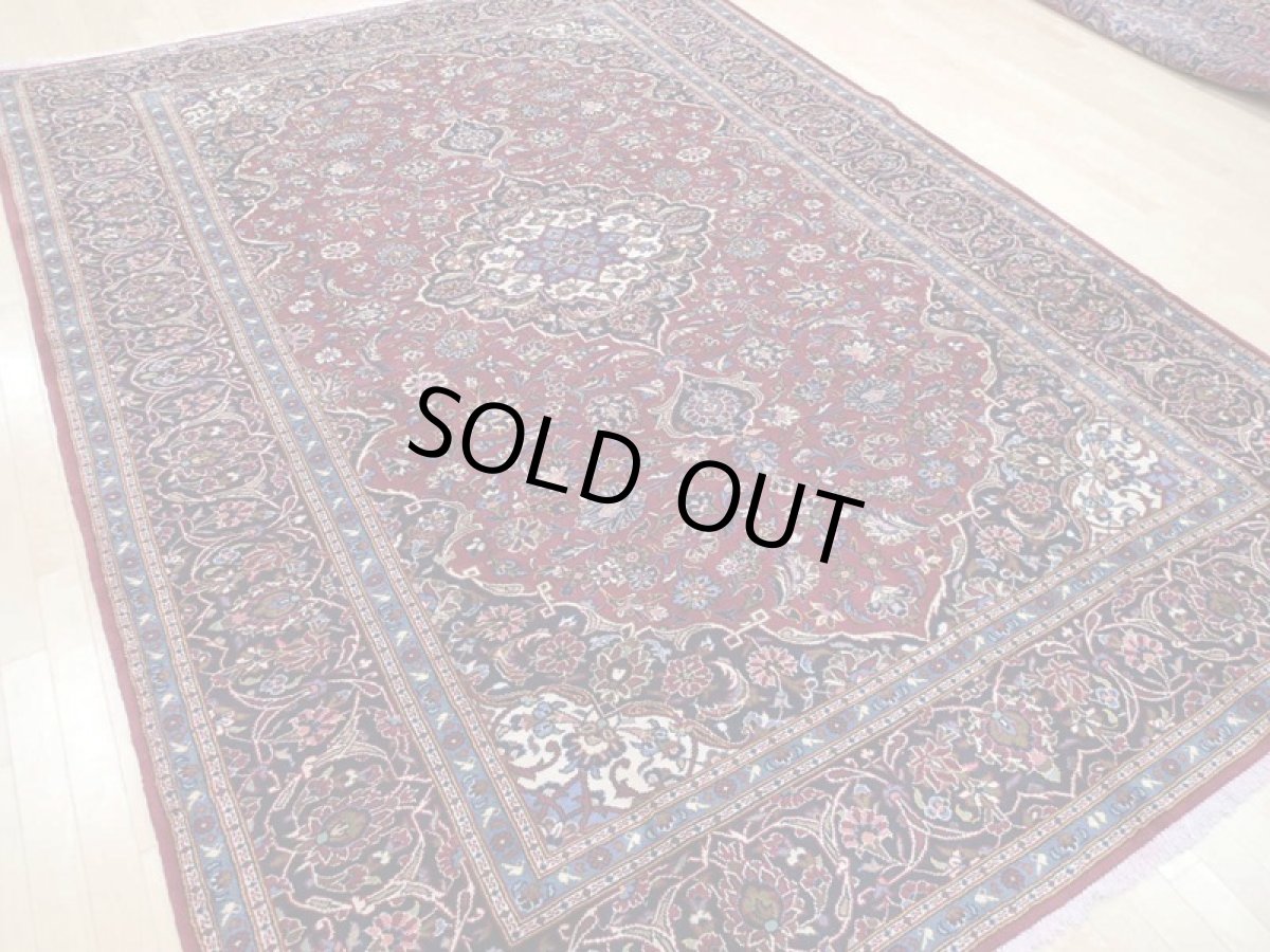 画像4: 良品 ペルシャ 絨毯 カシャーン リビング ダイニング 大判 縦3.7m 9.5? 8〜10畳 3人掛けソファ サイズ  365 x 260 cm z127 手織り トライバル ラグ 天然 ウール 敷物 マット カーペット 赤 メダリオン ヴィンテージ ビンテージ (4)