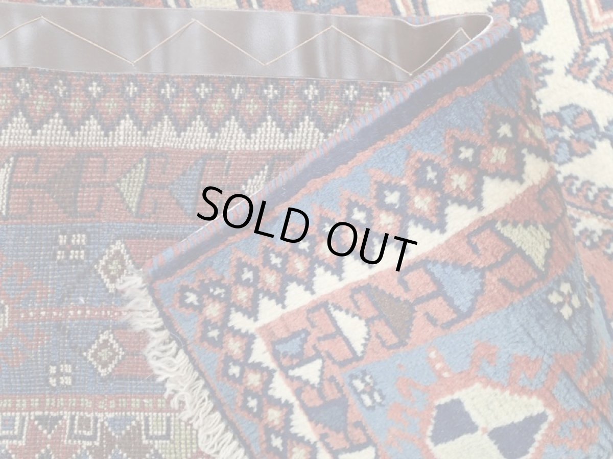 画像15: 新品 ペルシャ 絨毯 ヤラメ リビング ダイニング サイズ 縦2.5m 4? 3畳 2〜3人掛け ソファ サイズ 252 x 156 cm 197 天然 草木染 ウール 手織り トライバル ラグ 敷物 マット カーペット 部族絨毯 (15)