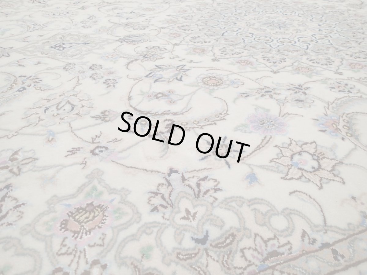 画像12: 新品 ペルシャ 絨毯 イスファハン リビング ダイニング 縦3ｍ 6.2? 6帖 3人掛けコーナーソファ サイズ 307 x 204 cm 122 天然 肉厚 ウール シルク 手織り トライバル ラグ ハンドメイド マット カーペット (12)