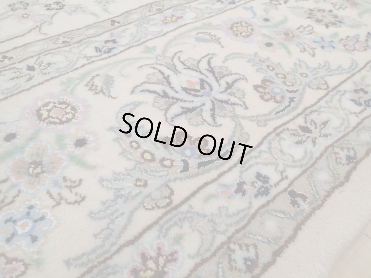 画像13: 新品 ペルシャ 絨毯 イスファハン リビング ダイニング 縦3ｍ 6.2? 6帖 3人掛けコーナーソファ サイズ 307 x 204 cm 122 天然 肉厚 ウール シルク 手織り トライバル ラグ ハンドメイド マット カーペット (13)