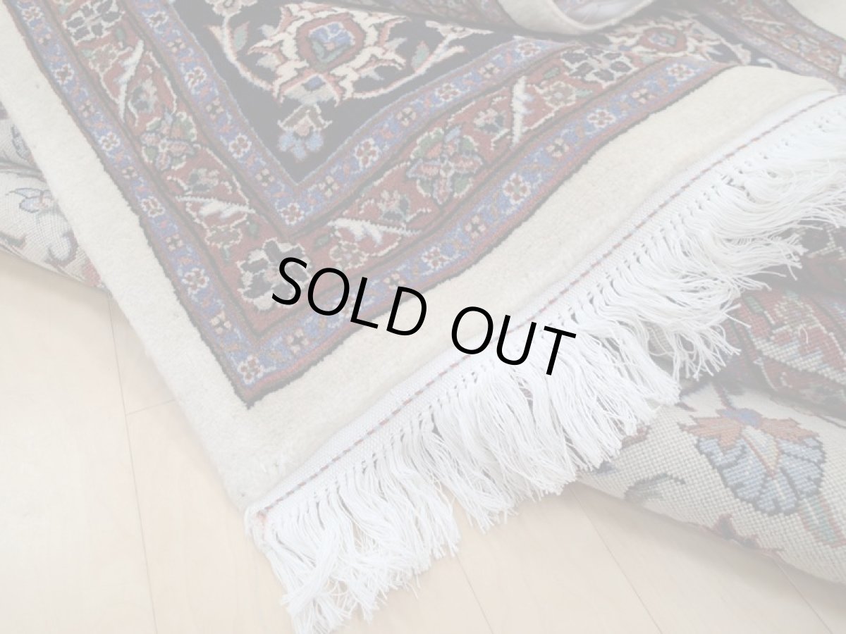 画像13: 美品 ペルシャ 絨毯 マシュハド産 シェルキャットファルシュ製 イマームレザモスク絨毯 リビング ダイニング 縦2.7m 5.3? 4.5〜6畳 3人掛けソファ サイズ  263 x 200 cm No.201 天然 肉厚 ウール シルク 手織り トライバル ラグ 敷物 マット カーペット (13)