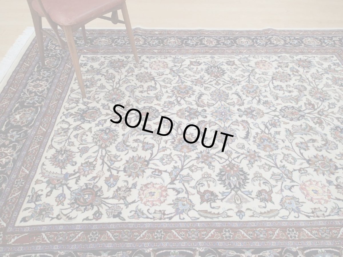 画像2: 美品 ペルシャ 絨毯 マシュハド産 シェルキャットファルシュ製 イマームレザモスク絨毯 リビング ダイニング 縦2.7m 5.3? 4.5〜6畳 3人掛けソファ サイズ  263 x 200 cm No.201 天然 肉厚 ウール シルク 手織り トライバル ラグ 敷物 マット カーペット (2)