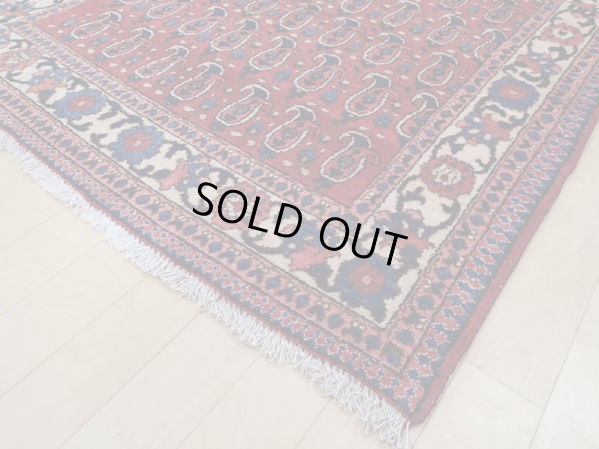 画像9: 良品 経年60年程度 ペルシャ 絨毯 バクティヤリ 縦1.8m 2? センター ラグ ベッドサイド 2人掛けソファ サイズ 180 x 106 cm 155 天然 草木染 ウール 手織り ハンドメイド カーペット 敷物 ボテ ペイズリー 柄 ヴィンテージ b-155-180106s003 (9)