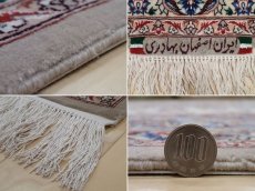 画像20: 極上美品 ペルシャ 絨毯 イスファハン 工房名入 縦2.4m 3.4? 3帖 リビング ダイニング 2〜3人掛けソファ サイズ 232 x 146 cm No.209 天然 草木染 コルク ウール シルク 織 シルク房 手織り トライバル ラグ ハンドメイド マット カーペット クリーム ヴィンテージ ビンテージ (20)