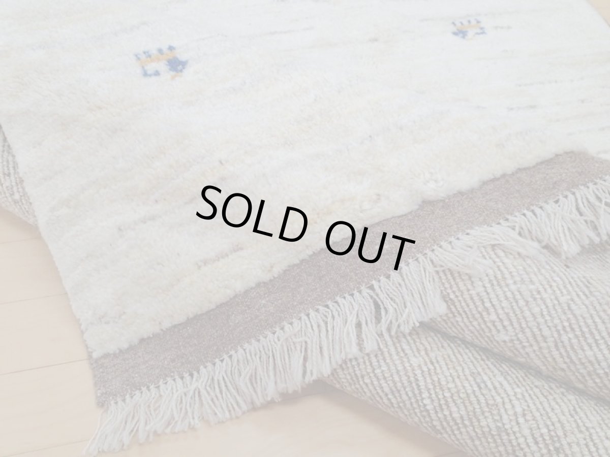 画像13: 新品 ペルシャ ギャッベ  縦2m 3? リビング ダイニング 3人掛けソファ サイズ 190 × 155 cm A165 肉厚 天然 ウール ギャベ 手織り ハンドメイド ラグ 絨毯 カーペット 生成り色 クリーム色 リビングダイニングルームやベッドサイドに (13)