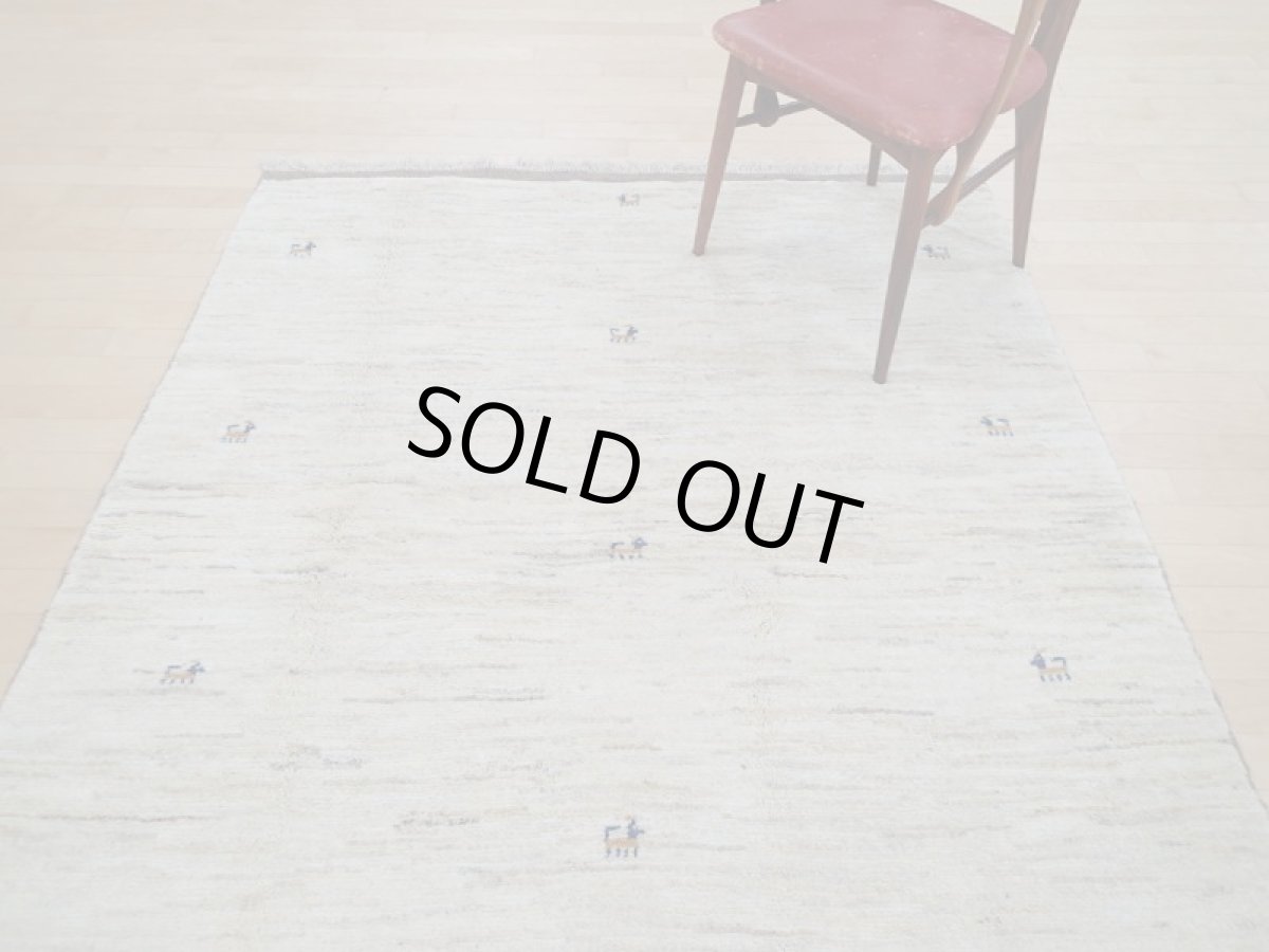 画像6: 新品 ペルシャ ギャッベ  縦2m 3? リビング ダイニング 3人掛けソファ サイズ 190 × 155 cm A165 肉厚 天然 ウール ギャベ 手織り ハンドメイド ラグ 絨毯 カーペット 生成り色 クリーム色 リビングダイニングルームやベッドサイドに (6)