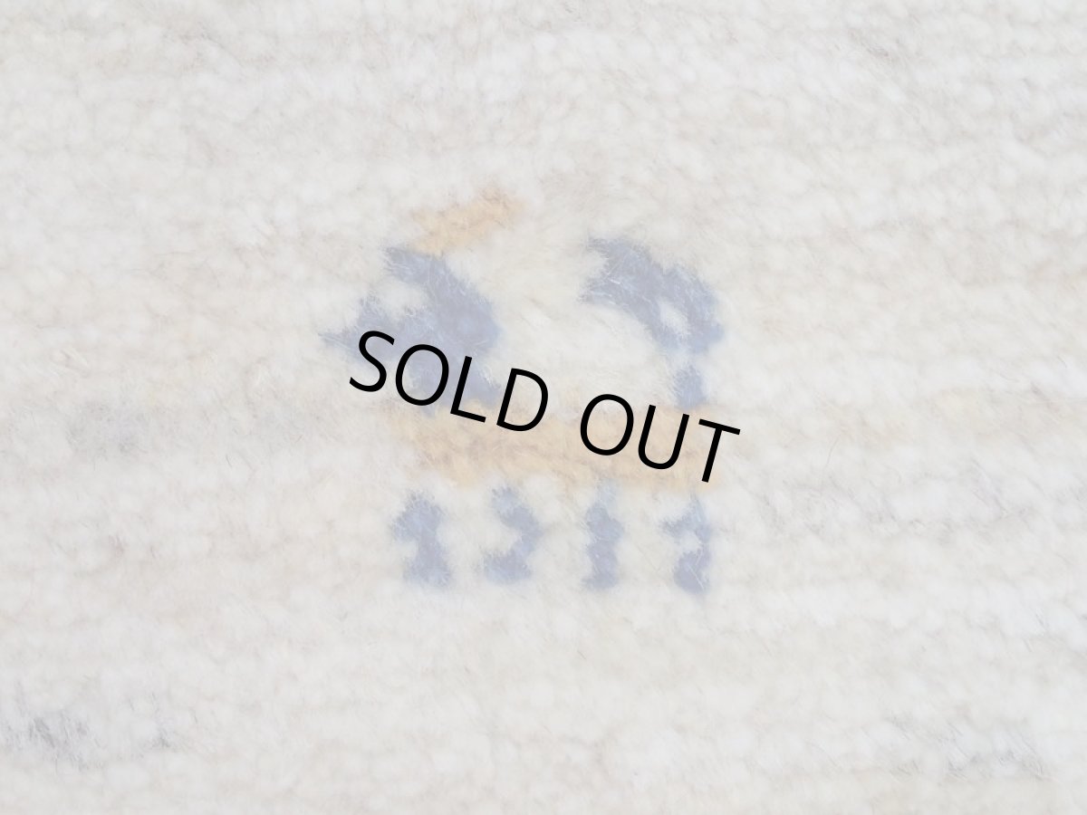 画像12: 新品 ペルシャ ギャッベ  縦2m 3? リビング ダイニング 3人掛けソファ サイズ 190 × 155 cm A165 肉厚 天然 ウール ギャベ 手織り ハンドメイド ラグ 絨毯 カーペット 生成り色 クリーム色 リビングダイニングルームやベッドサイドに (12)