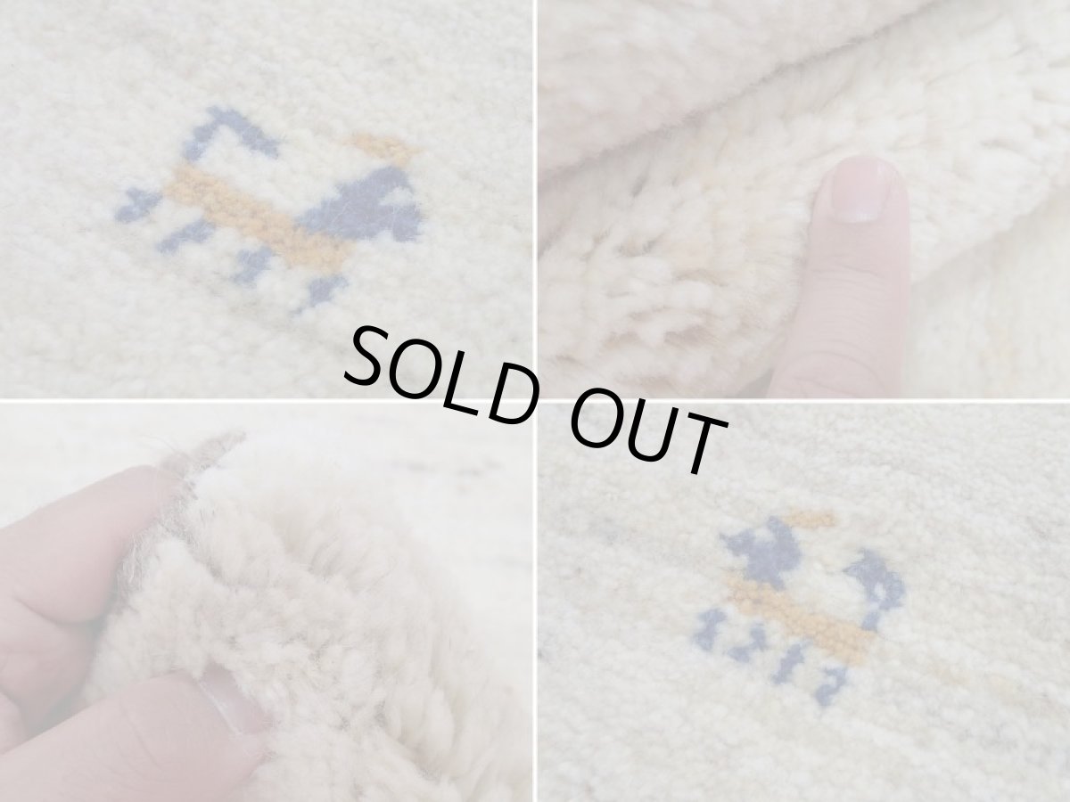 画像17: 新品 ペルシャ ギャッベ  縦2m 3? リビング ダイニング 3人掛けソファ サイズ 190 × 155 cm A165 肉厚 天然 ウール ギャベ 手織り ハンドメイド ラグ 絨毯 カーペット 生成り色 クリーム色 リビングダイニングルームやベッドサイドに (17)