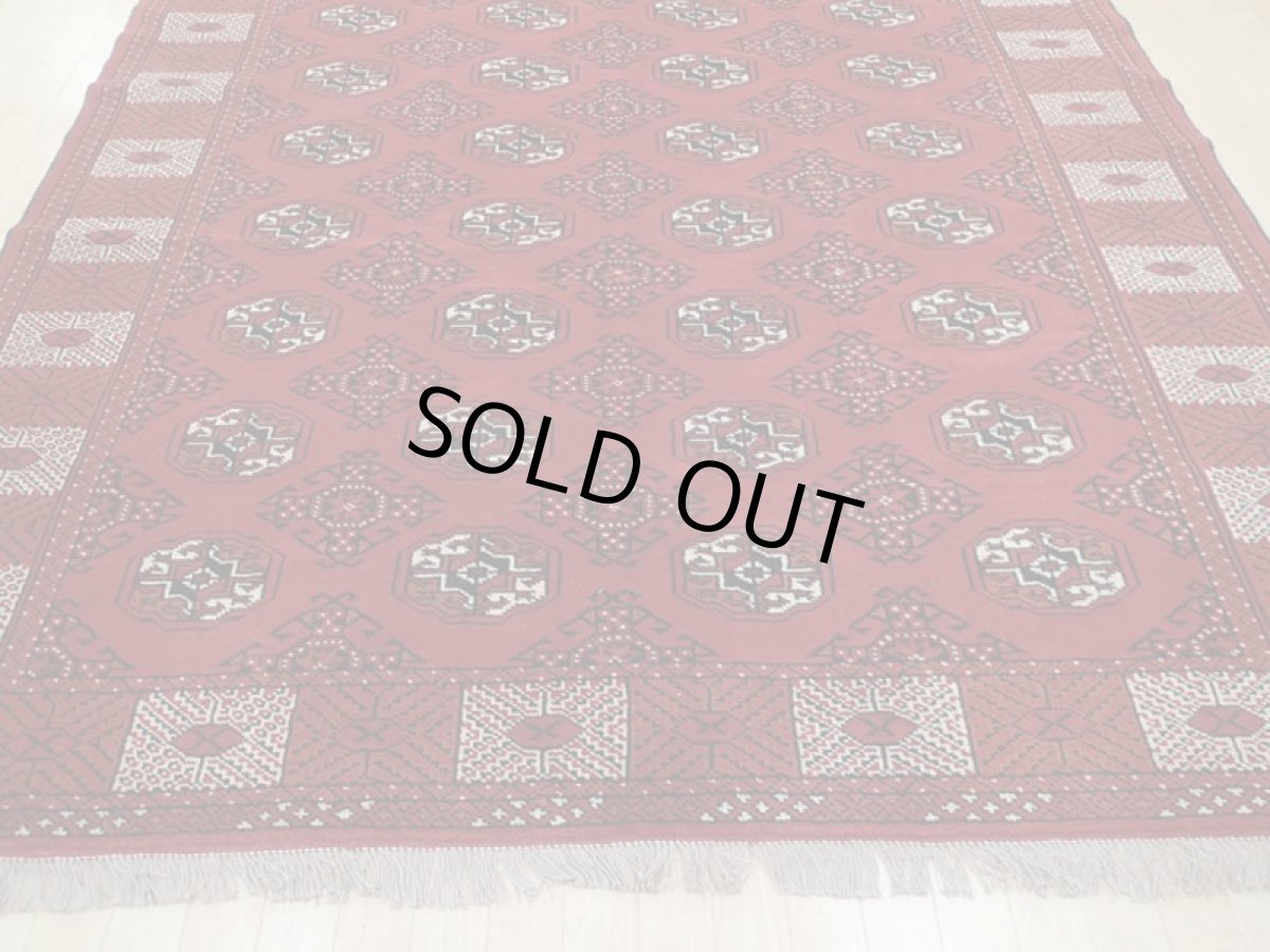 画像8: 新品 ペルシャ 絨毯 トルクメン 縦2.9m 6? 6帖 リビング ダイニング 3人掛けソファ サイズ 289 x 205 cm A124 天然 肉厚 ウール 手織り ハンドメイド トライバル ラグ マット カーペット 赤 幾何学模様 民族柄 (8)