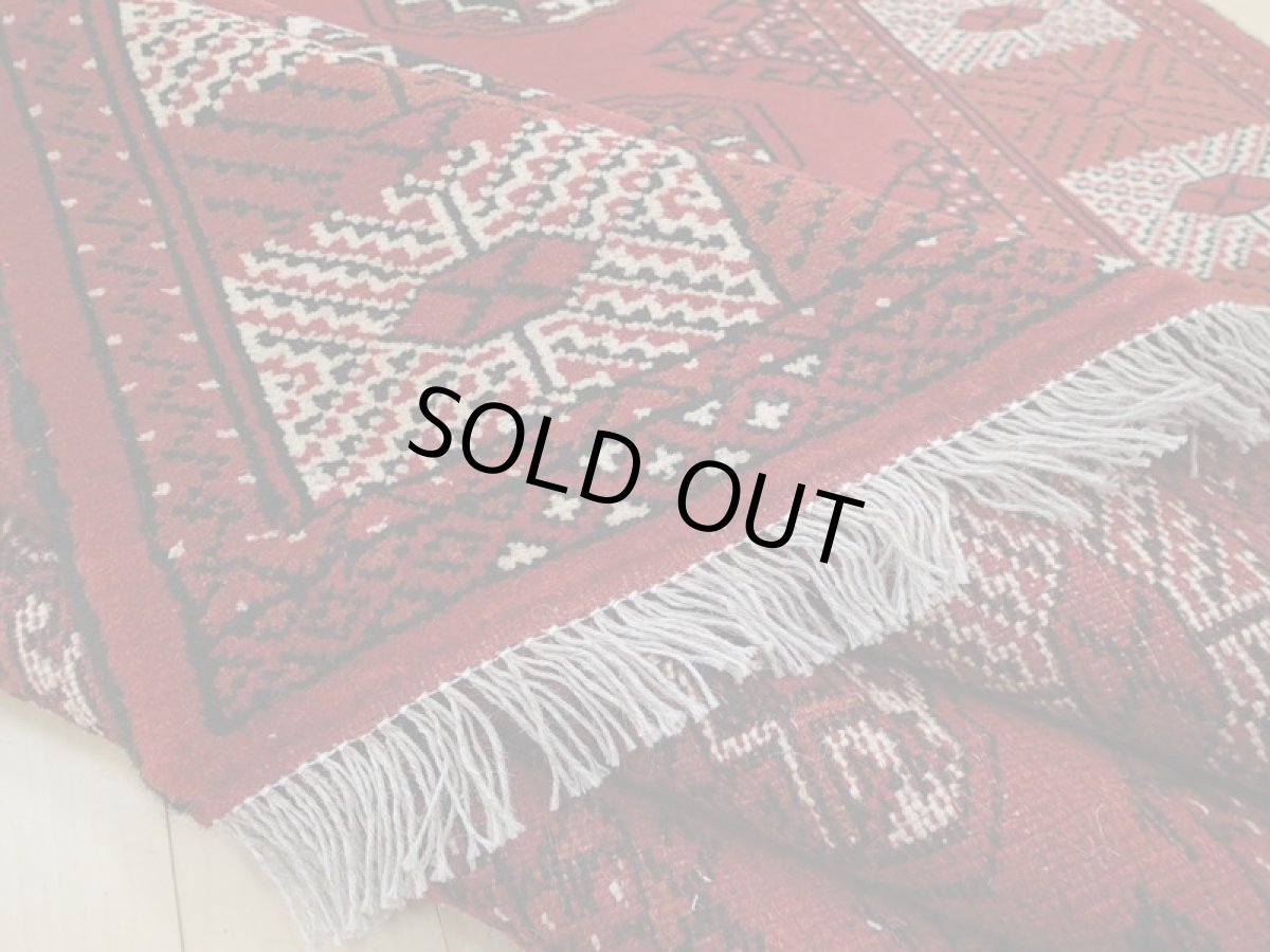 画像16: 新品 ペルシャ 絨毯 トルクメン 縦2.9m 6? 6帖 リビング ダイニング 3人掛けソファ サイズ 289 x 205 cm A124 天然 肉厚 ウール 手織り ハンドメイド トライバル ラグ マット カーペット 赤 幾何学模様 民族柄 (16)