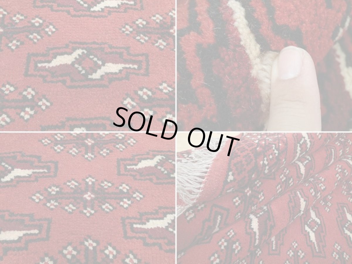 画像17: 新品 ペルシャ 絨毯 トルクメン 縦2.5m 5.2? 6帖 リビング ダイニング 3人掛けソファ サイズ 248 x 210 cm A126 天然 肉厚 ウール 手織り ハンドメイド トライバル ラグ マット カーペット 赤 エンジ  幾何学模様 民族柄 (17)