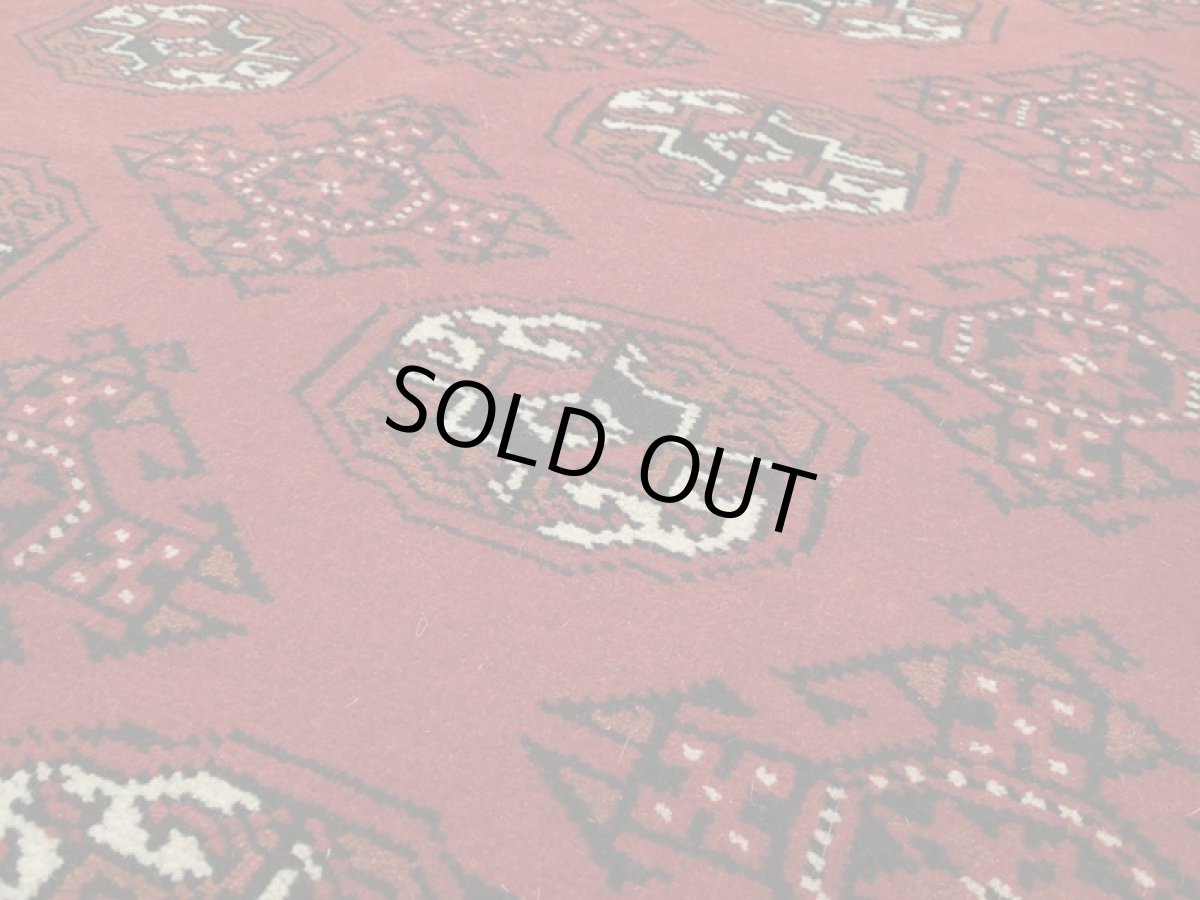 画像11: 新品 ペルシャ 絨毯 トルクメン 縦2.9m 6? 6帖 リビング ダイニング 3人掛けソファ サイズ 289 x 205 cm A124 天然 肉厚 ウール 手織り ハンドメイド トライバル ラグ マット カーペット 赤 幾何学模様 民族柄 (11)