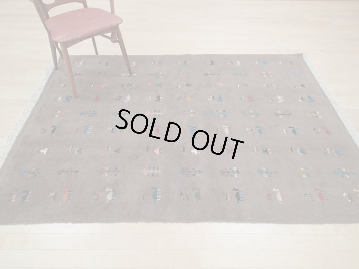 画像2: 新品 ペルシャ ギャッベ  縦2.1m 3.2? リビング ダイニング 2人掛けソファ サイズ 208 × 155 cm A167 肉厚 天然 ウール ギャベ 手織り ハンドメイド ラグ 絨毯 カーペット 茶 ブラウン リビングダイニングルームやベッドサイドに (2)