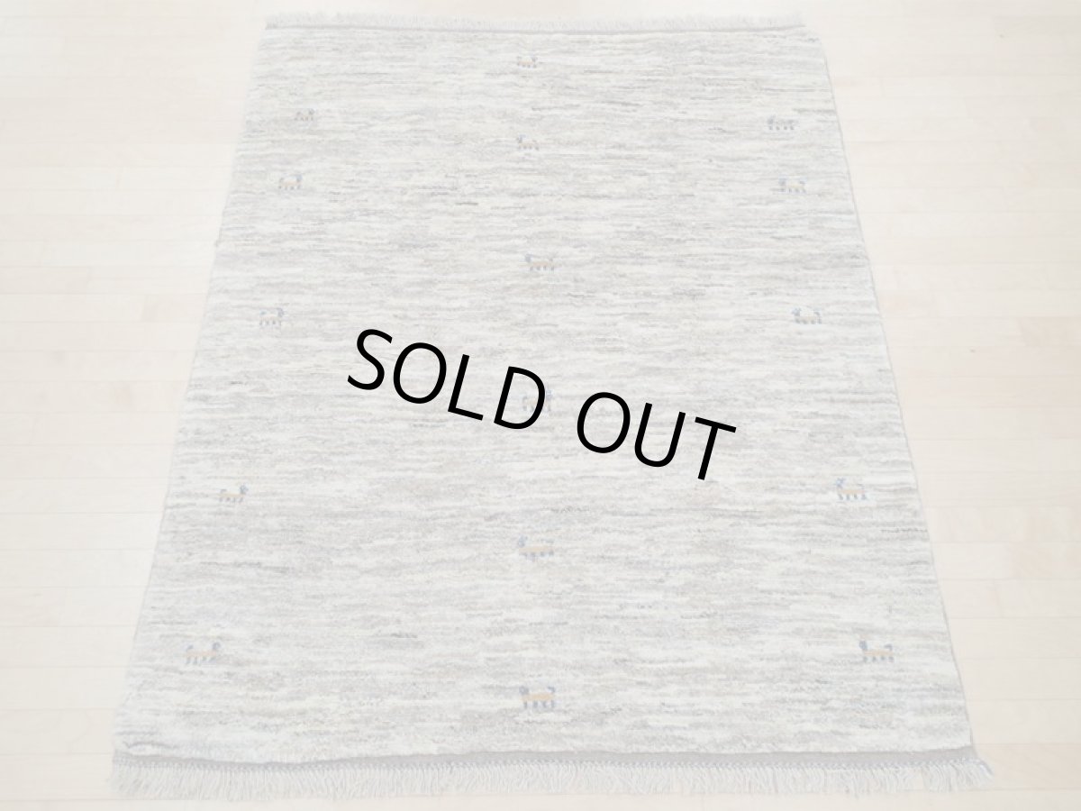 画像5: 新品 ペルシャ ギャッベ  縦1.8m 2.8㎡ リビング ダイニング 2人掛けソファ サイズ 180 × 155 cm A168 肉厚 天然 ウール ギャベ 手織り ハンドメイド ラグ 絨毯 カーペット 原毛 生成り グレー クリーム リビングダイニングルームやベッドサイドに (5)