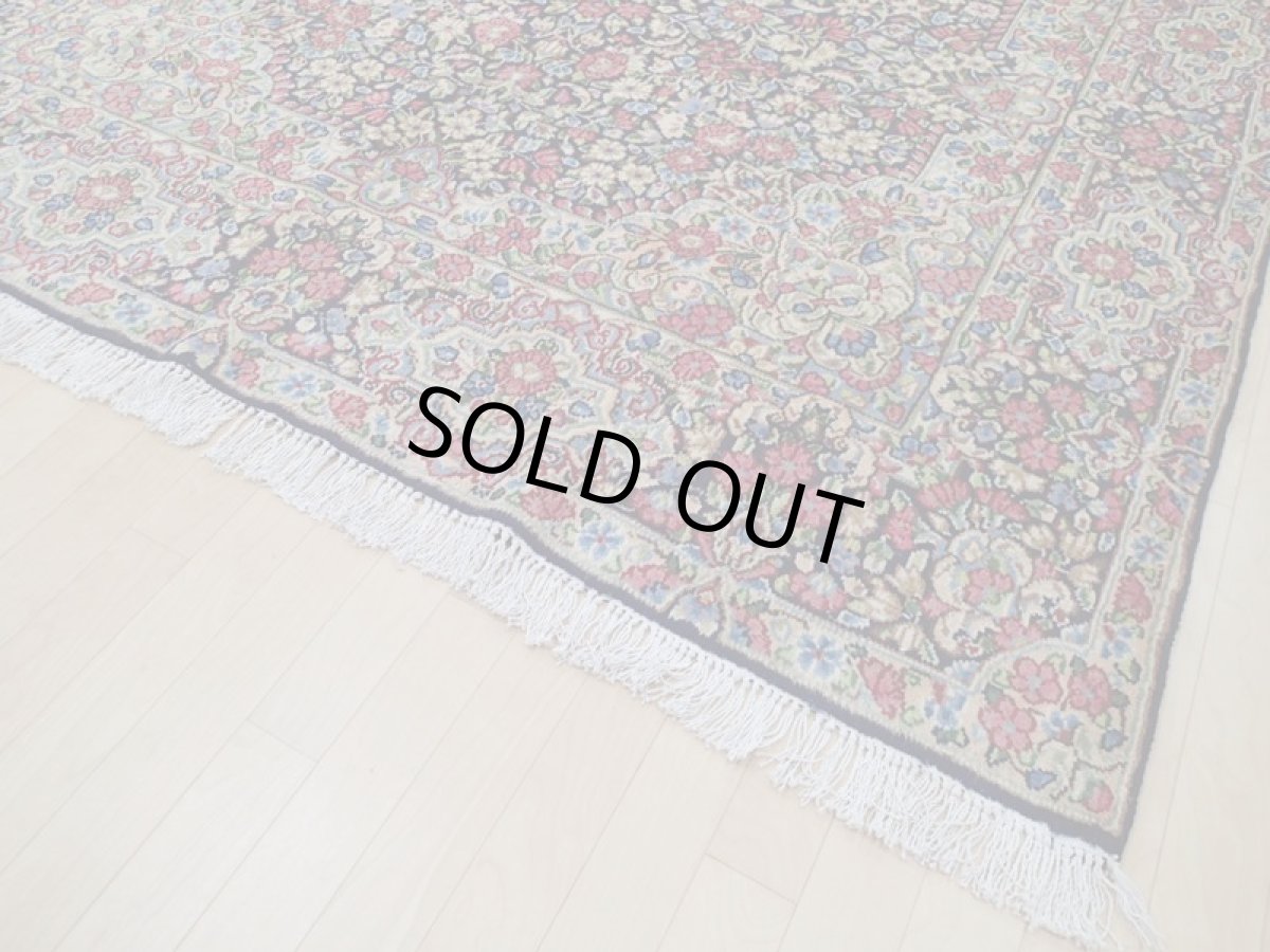 画像10: 美品 ペルシャ 絨毯 ケルマン産 縦3m 6㎡ 6帖 リビング ダイニング 3人掛けソファ コーナーソファ 大判 サイズ 304 x 195 cm No.a15 天然 ウール 手織り トライバル ラグ ハンドメイド マット カーペット 花柄 a-a15-304195h057-579 (10)