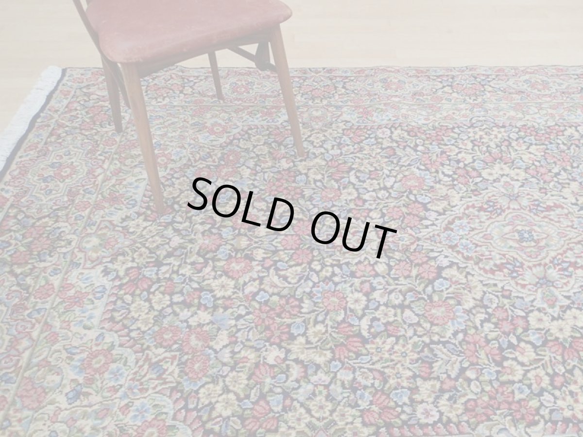 画像2: 美品 ペルシャ 絨毯 ケルマン産 縦3m 6㎡ 6帖 リビング ダイニング 3人掛けソファ コーナーソファ 大判 サイズ 304 x 195 cm No.a15 天然 ウール 手織り トライバル ラグ ハンドメイド マット カーペット 花柄 a-a15-304195h057-579 (2)