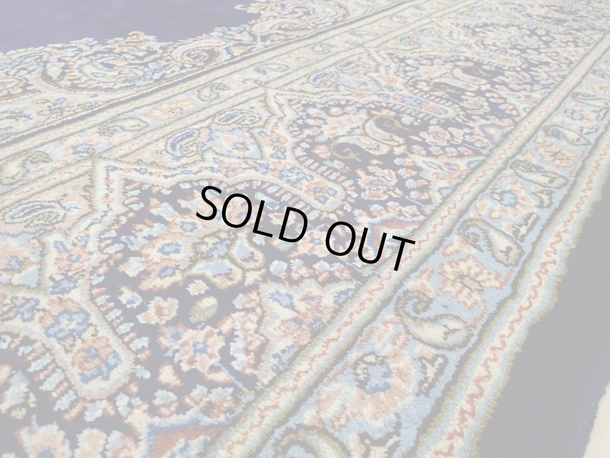 画像12: 美品 ペルシャ 絨毯 ケルマン産 縦3.3m 10? 8〜10帖 正方形 スクエアタイプ リビング ダイニング  3人掛けソファ コーナーソファ 大判 サイズ 325 x 308 cm No.a11 天然 肉厚 ウール 手織り トライバル ラグ ハンドメイド マット カーペット ネイビーブルー ヴィンテージ ビンテージ (12)