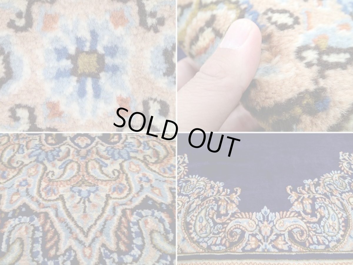 画像16: 美品 ペルシャ 絨毯 ケルマン産 縦3.3m 10? 8〜10帖 正方形 スクエアタイプ リビング ダイニング  3人掛けソファ コーナーソファ 大判 サイズ 325 x 308 cm No.a11 天然 肉厚 ウール 手織り トライバル ラグ ハンドメイド マット カーペット ネイビーブルー ヴィンテージ ビンテージ (16)