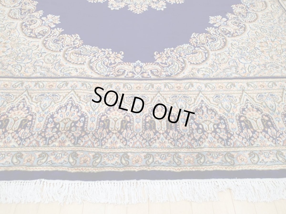 画像6: 美品 ペルシャ 絨毯 ケルマン産 縦3.3m 10? 8〜10帖 正方形 スクエアタイプ リビング ダイニング  3人掛けソファ コーナーソファ 大判 サイズ 325 x 308 cm No.a11 天然 肉厚 ウール 手織り トライバル ラグ ハンドメイド マット カーペット ネイビーブルー ヴィンテージ ビンテージ (6)